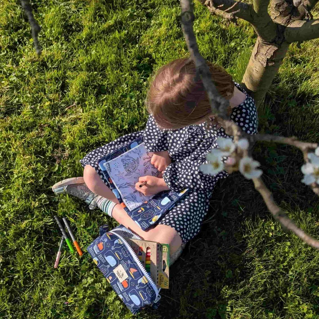 activité enfant coloriage lavable jardin printemps - La Sardine Verte